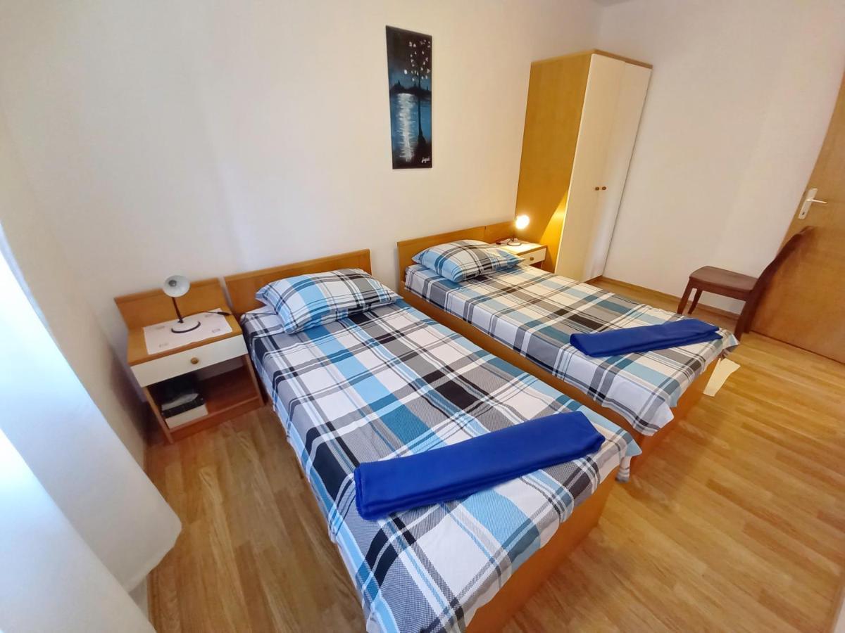 Apartment Toni Valbandon Fažana Extérieur photo